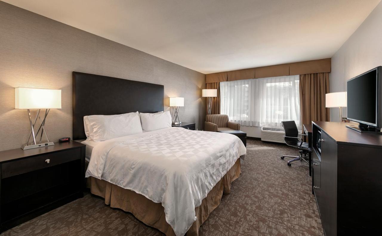 Holiday Inn West Covina, An Ihg Hotel Εξωτερικό φωτογραφία